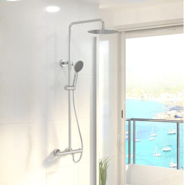 Amenajare baie modernă cu coloană duș GME Round Elite crom.